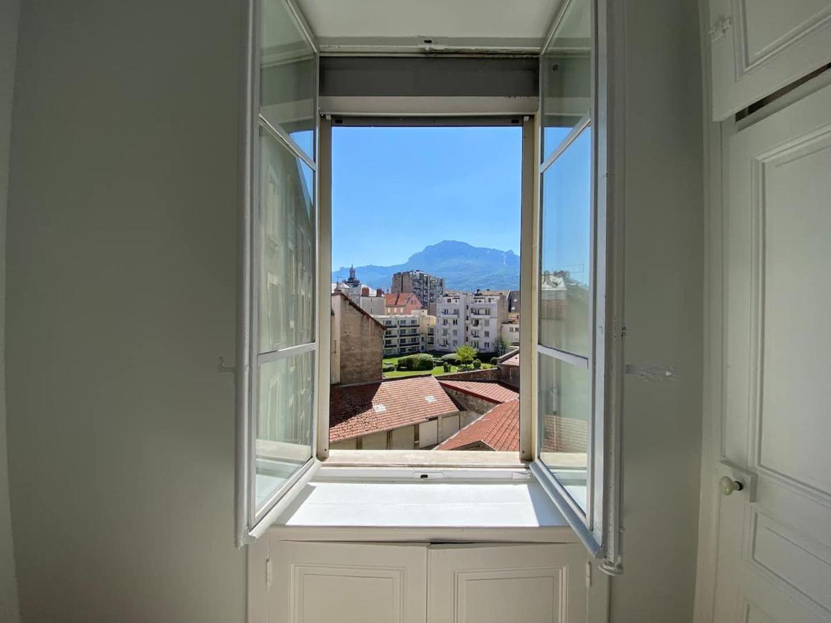 Apartment Le Telepherique, Vue Bastille, 6 Pers, 300 M Gare Grenoble
