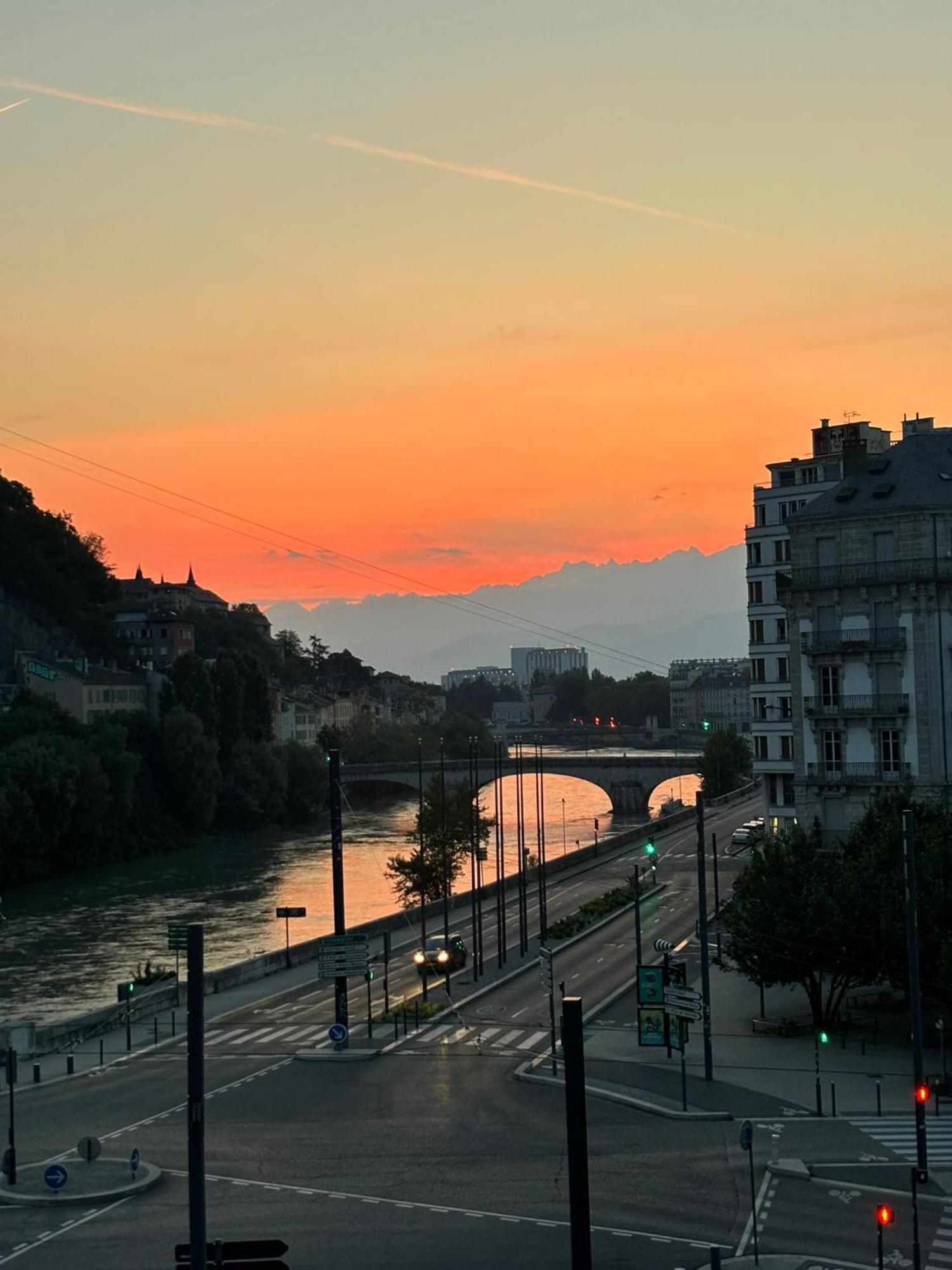 Apartment Le Telepherique, Vue Bastille, 6 Pers, 300 M Gare *